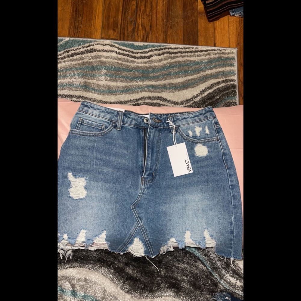 Vervet Distressed Skirt